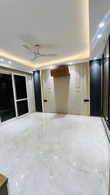 Room in 4 BHK Builder Floor at Ansal API Esencia, Sector 67 – for Sale