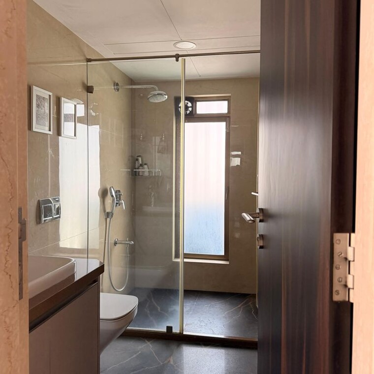 Attached Bathroom, west-view-heights-apartment 3 Bedroom 1500 Sq.Ft. Apartment In Matunga Mumbai 9870877