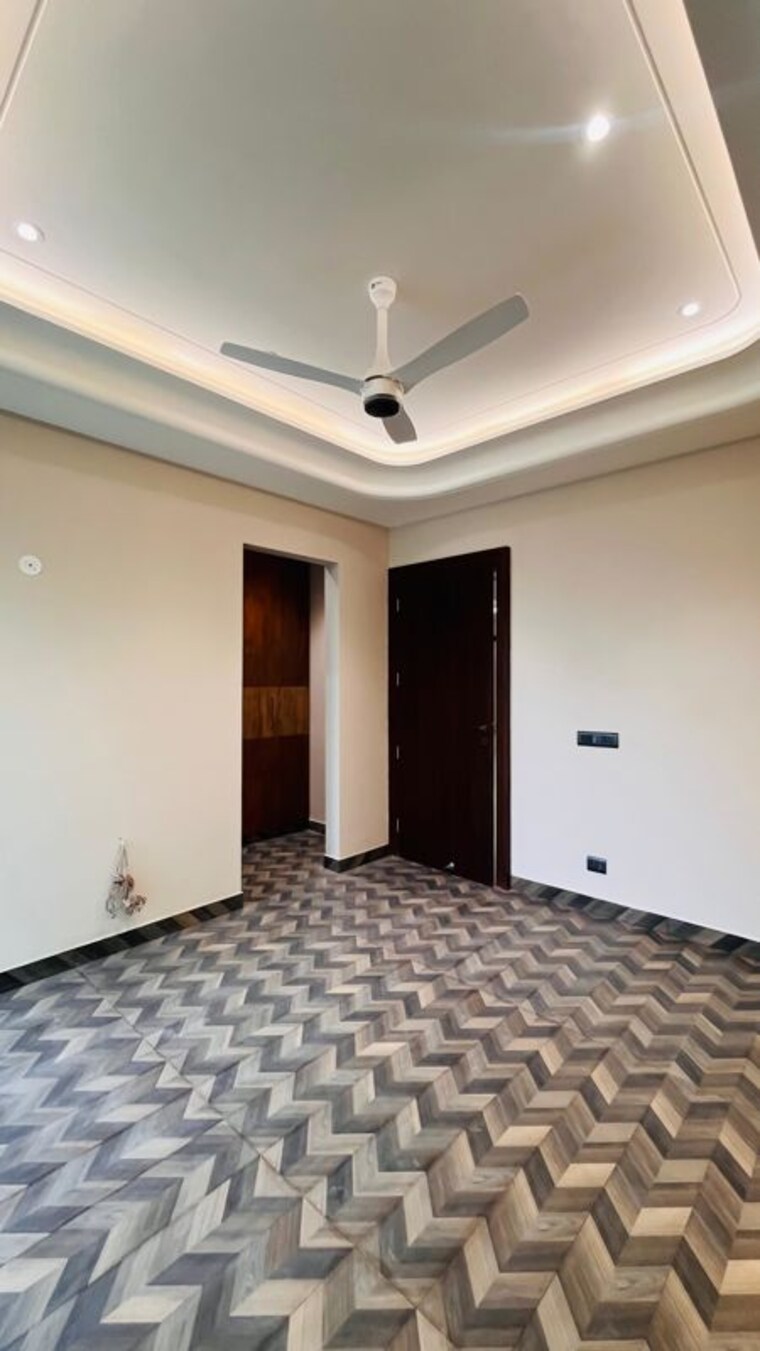 Bedroom, bptp-green-oaks 3 Bedroom 180 Sq.Ft. Builder Floor In Sector 70a Gurgaon 9870878