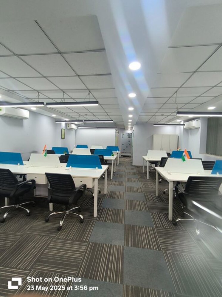 Team Area, sector 18 Commercial Office Space 4000 Sq.Ft. In Sector 18 Gurgaon 9870931