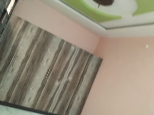 Furnished Amenities in 2.5 BHK Apartment at Gomti Nagar – for Rent