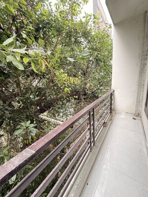 Balcony in 1 BHK Builder Floor at Dhoran Rajpur Enclave, Govind Vihar – for Rent
