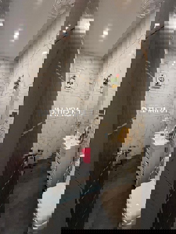 2 BHK + Pooja Room Apartment For Rent in RWA Apartments Sector 37