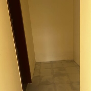 Room in 3 BHK Apartment at Paradise Sai World Empire, Rohinjan – for Sale