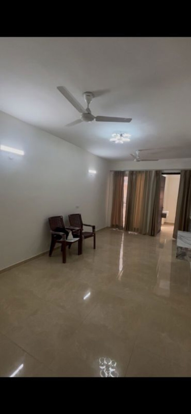 Living Room, signature-global-park-4-and-5 3 Bedroom 1120 Sq.Ft. Builder Floor In Sohna Sector 36 Gurgaon 9870986