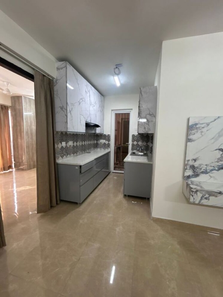 Room, signature-global-park-4-and-5 3 Bedroom 1120 Sq.Ft. Builder Floor In Sohna Sector 36 Gurgaon 9870986