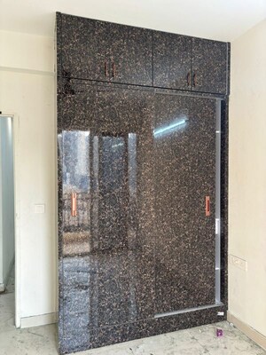 Furnished Amenities in 2.5 BHK Apartment at Signature Global Golf Greens, Sector 79 – for Sale