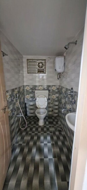 Floor Plan in 2 BHK Builder Floor at Kondapur – for Rent