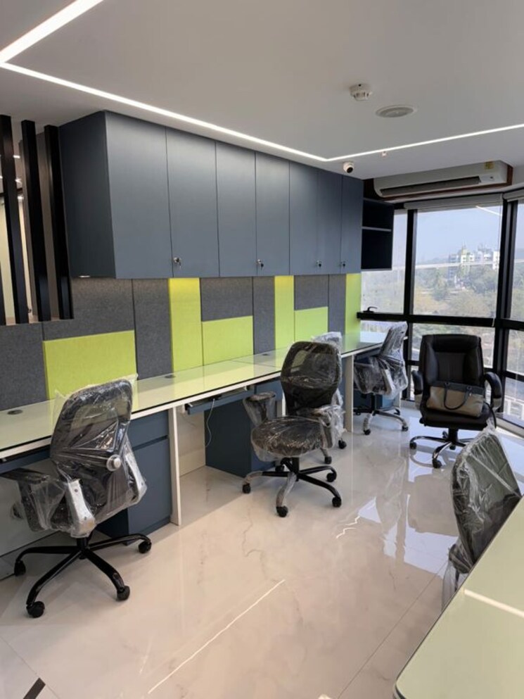 Team Area, hubtown-viva Commercial Office Space 800 Sq.Ft. In Jogeshwari East Mumbai 9871019