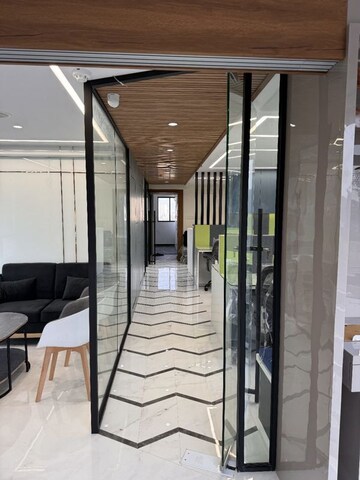  Office Space For Rent in Hubtown Viva, Jogeshwari East