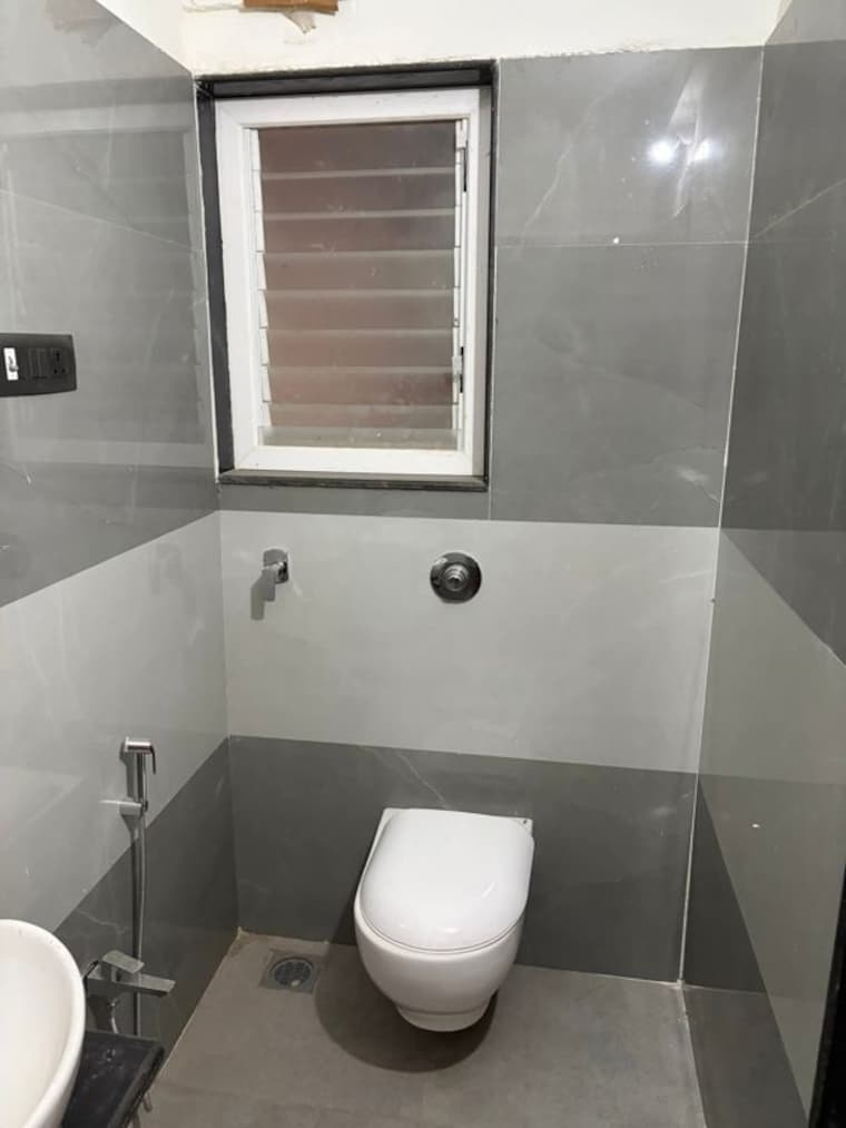 Bathroom, goregaon west Pg For Girls In Goregaon West 9871026