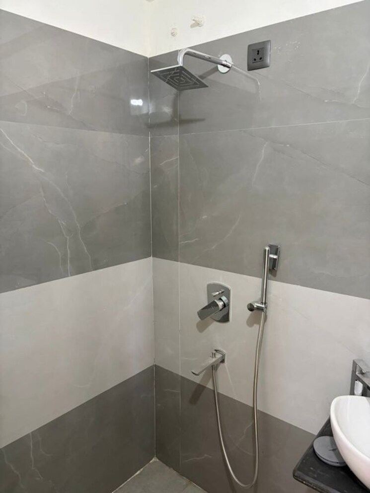Bathroom, goregaon west Pg For Girls In Goregaon West 9871026