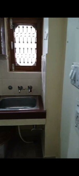 Kitchen in 1 BHK Villa at Aliganj – for Rent