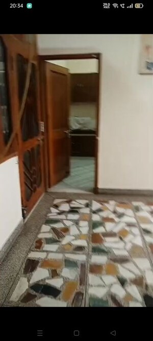 1 BHK Villa For Rent in Aliganj