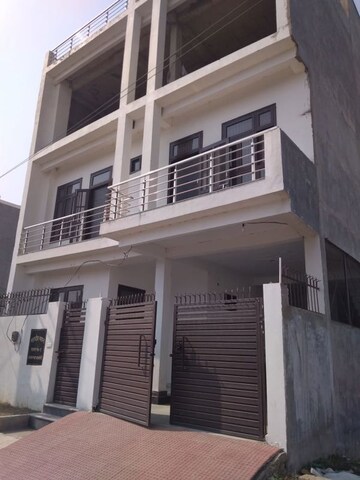2 BHK Independent House – Exterior View View at Sushant Golf City - for Rent