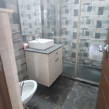 Attached Bathroom in 3 BHK Builder Floor at Shivalik Colony – for Sale