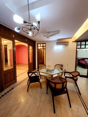 Gym in 3 BHK Apartment at Shivalik Colony – for Rent