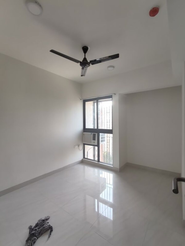 Room, lodha-crown-quality-homes 2 Bedroom 396 Sq.Ft. Apartment In Majiwada Thane 9871065