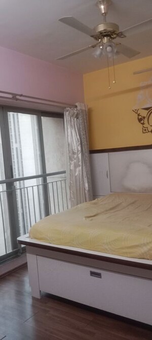 Room in 2 BHK Apartment at Lodha Splendora, Ghodbunder Road – for Rent