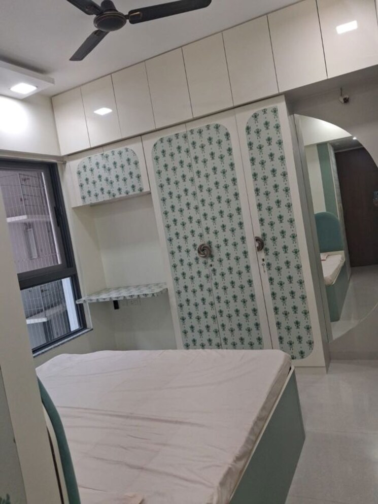 Master Bedroom, kalpataru-immensa 2 Bedroom 599 Sq.Ft. Apartment In Kolshet Road Thane 9871089