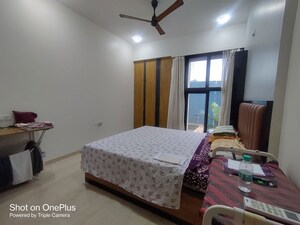 Bedroom in 3 BHK Apartment at Lodha Sterling, Kolshet Road – for Sale