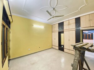 Room in 3 BHK Villa at Indira Nagar – for Rent