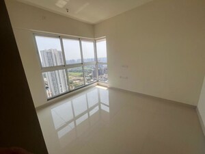 Room in 1.5 BHK Apartment at Sheth Avante, Kanjurmarg West – for Rent