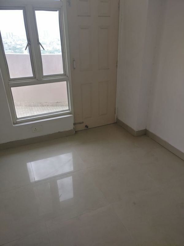 2.5 BHK + Study Room 1150 Sq.Ft. Apartment in Supertech Cape Town