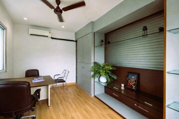  Office Space For Rent in Raja Park