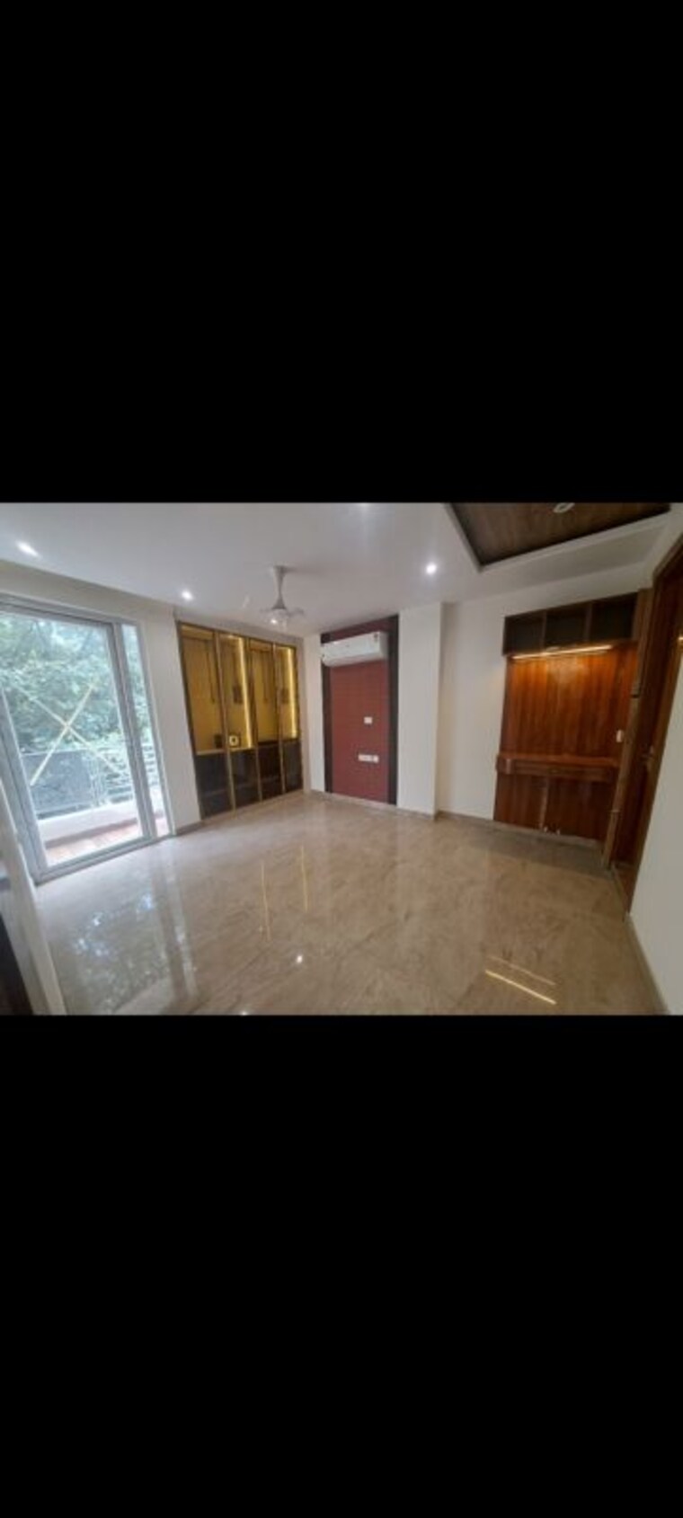 Bedroom, chittaranjan park 4 Bedroom 1440 Sq.Ft. Builder Floor In Chittaranjan Park Delhi 9871199