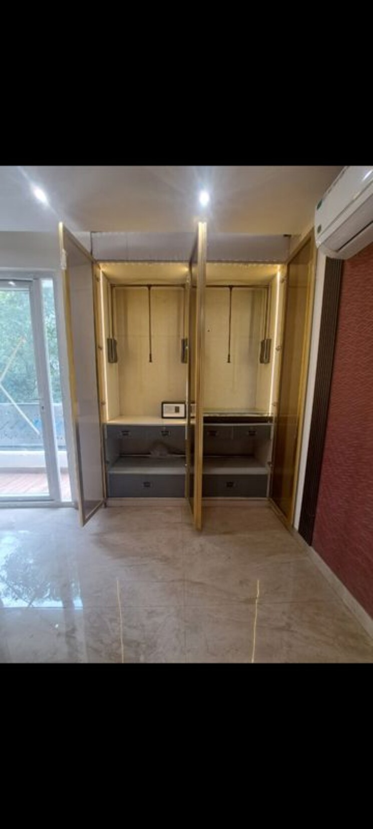 undefined, chittaranjan park 4 Bedroom 1440 Sq.Ft. Builder Floor In Chittaranjan Park Delhi 9871199