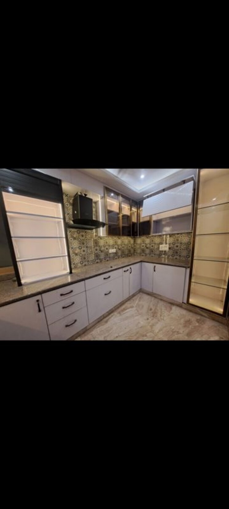 Kitchen, chittaranjan park 4 Bedroom 1440 Sq.Ft. Builder Floor In Chittaranjan Park Delhi 9871199