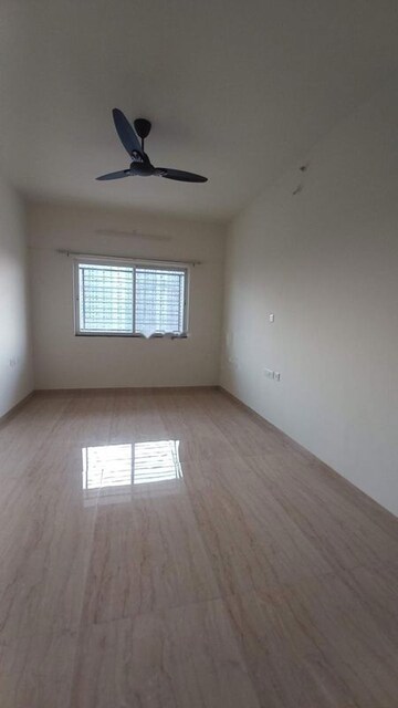 Room in 2 BHK Apartment at VTP Pegasus, Kharadi – for Rent