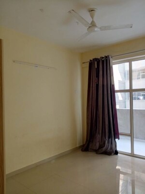 2 BHK Apartment For Rent in Pyramid Heights, Sector 85