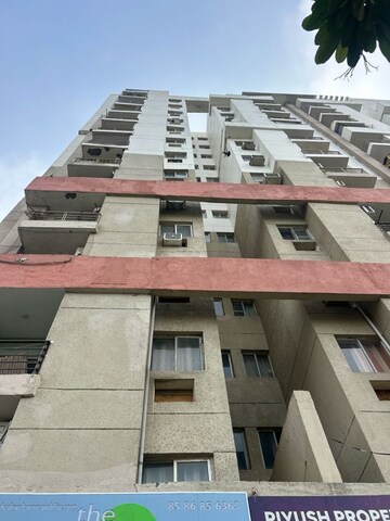 2 BHK Apartment For Sale in Paras Seasons, Sector 168