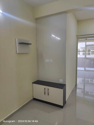 Room in 2 BHK Apartment at Pyramid Heights, Sector 85 – for Rent