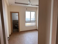 3.5 BHK + Servant Room Apartment For Sale in Emaar Palm Gardens