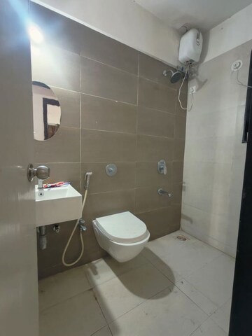 Bathroom in 3 BHK Apartment at Joshi Automatic CHS, Panch Pakhadi – for Rent