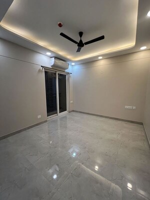 Room in 3 BHK Apartment at ATS Pristine, Sector 150 – for Rent