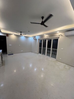 Room in 3 BHK Apartment at ATS Pristine, Sector 150 – for Rent
