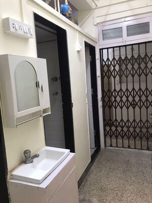 Bathroom in 2 BHK Apartment at LnT Veridian, Powai – for Rent
