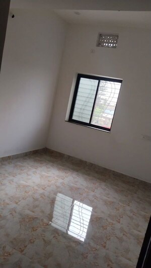 Room in  Apartment at Morabadi – for Rent