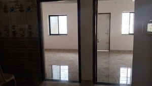 Room in  Apartment at Morabadi – for Rent