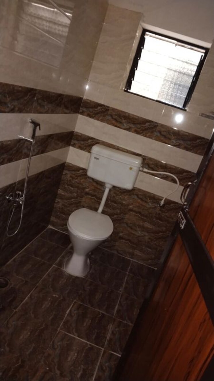 Bathroom, morabadi  1500 Sq.Ft. Apartment In Morabadi Ranchi 9871292