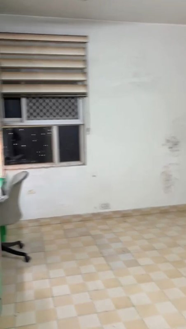  Parking, bptp-princess-park 2 Bedroom 795 Sq.Ft. Apartment In Sector 86 Faridabad 9871316