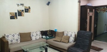 Living Room in 2 BHK Apartment at Hindu Colony – for Rent