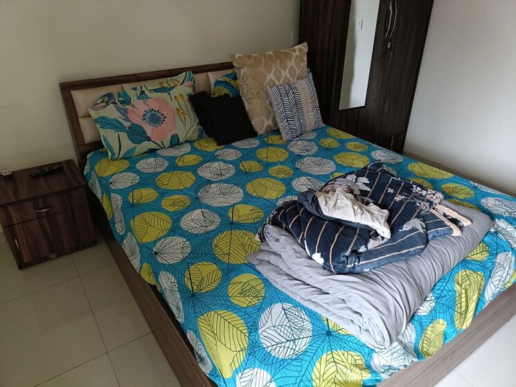 Bedroom, emaar-mgf-emerald-hills 4 Bedroom 350 Sq.Yd. Apartment In Sector 65 Gurgaon 9871332