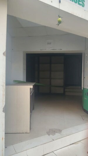 Room in  Shop at Upper Bazar – for Rent