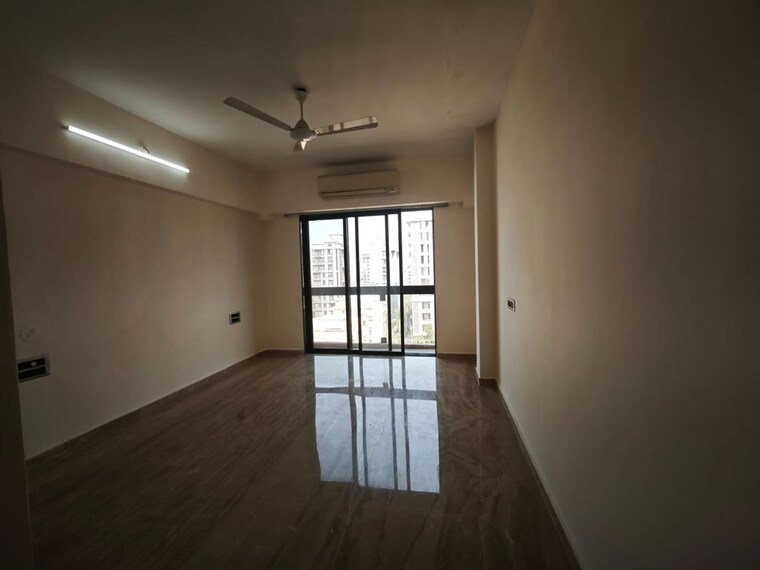 Room, shankar-vilas-chs 4 Bedroom 1960 Sq.Ft. Apartment In Chembur Mumbai 9871340