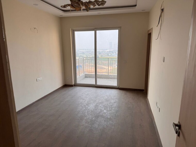 Room, emaar-palm-gardens 3.5 Bedroom 1720 Sq.Ft. Apartment In Sector 83 Gurgaon 9871357